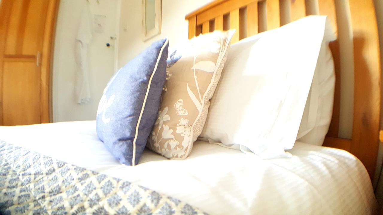 Schooner Point Guest House Looe Ngoại thất bức ảnh